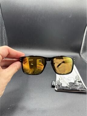 Oakley Holbrook Shaun White Polished Black/24K Iridium OO9102-08